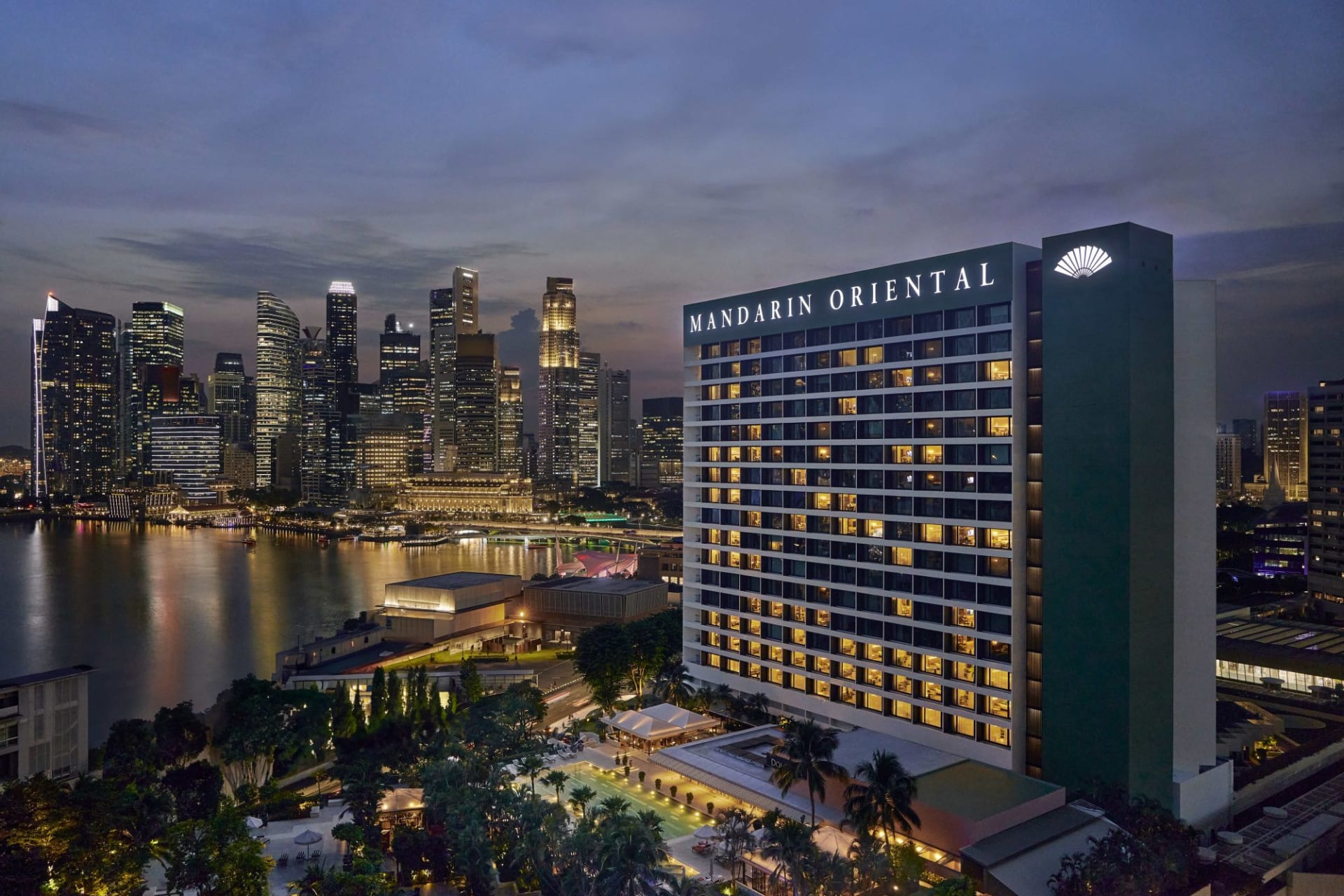 exterior: Madarin Oriental Singapore