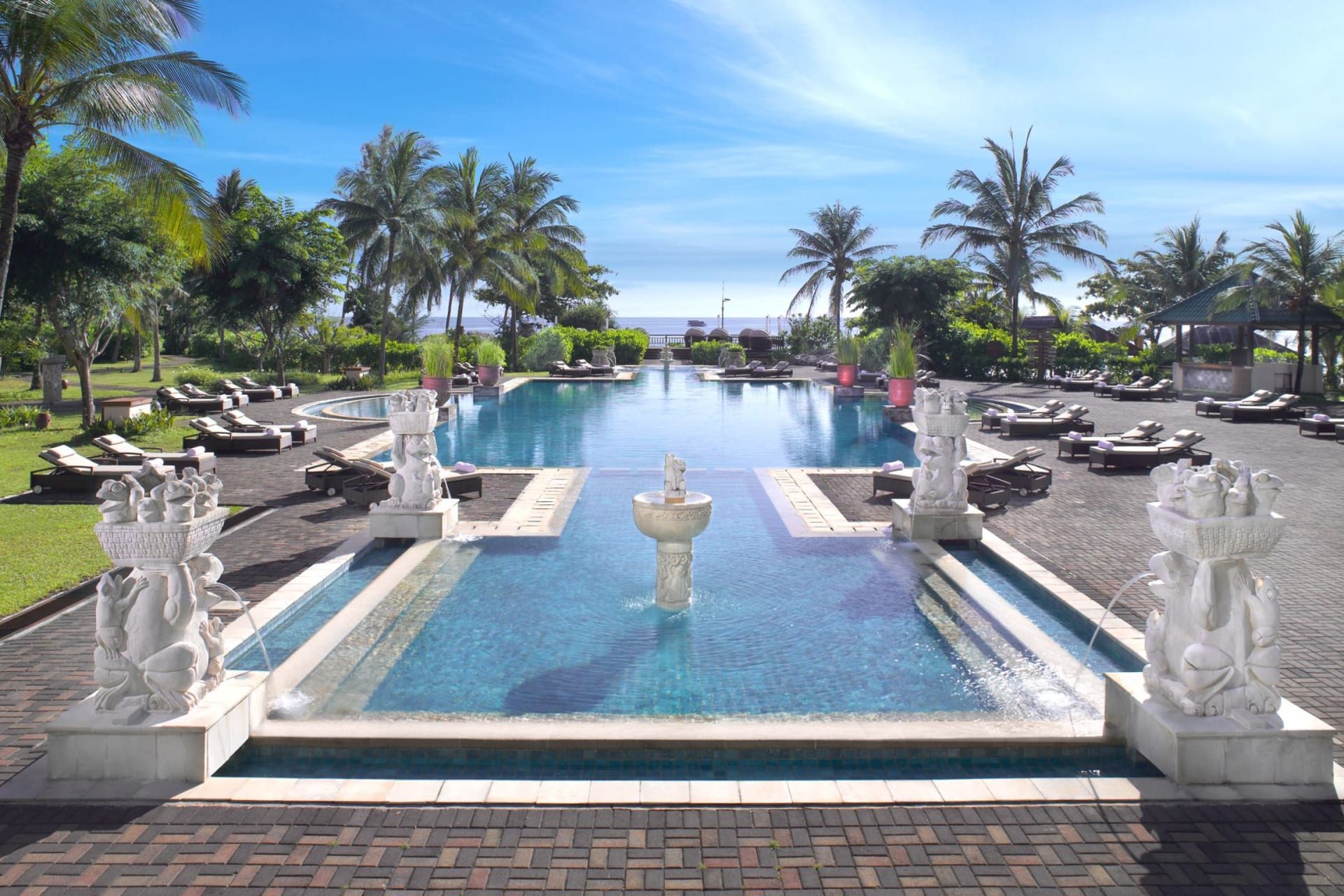 pool: pool area