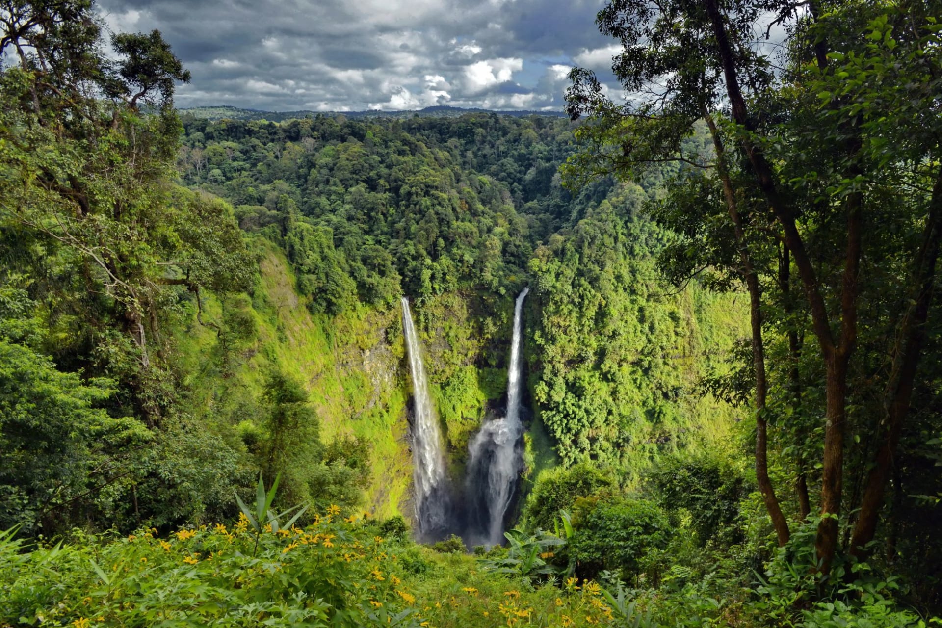Stunning Tad Fane waterfall