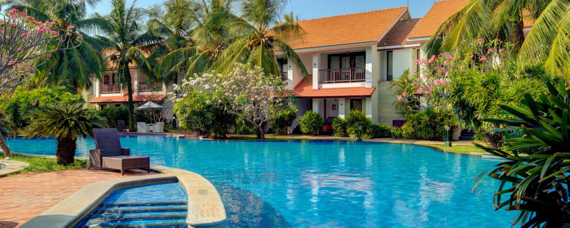 Radisson Blu Resort, Temple Bay Mamallapuram à Mahabalipuram:  Meadering Pool