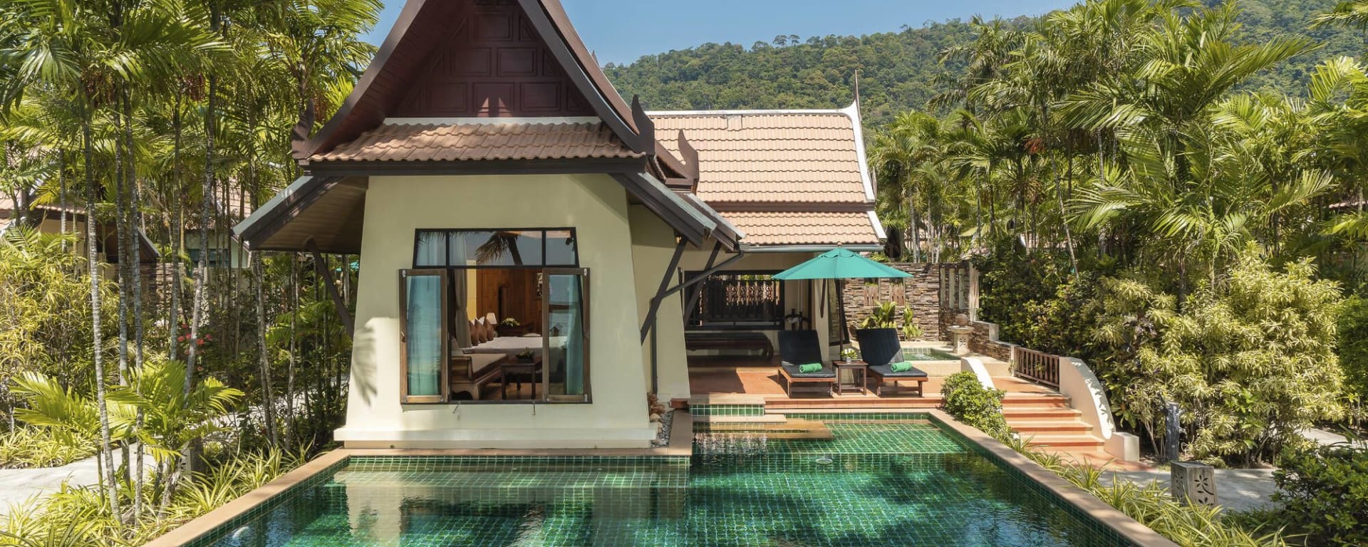 Koh Chang Paradise Resort & Spa in Ko Chang: Beachfront Pool Villa