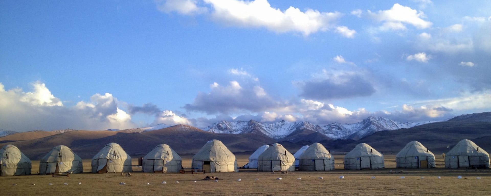 Leserreise SonntagZeitung und Berner Zeitung - Faszination Seidenstrasse de Tachkent: Son Kul Lake