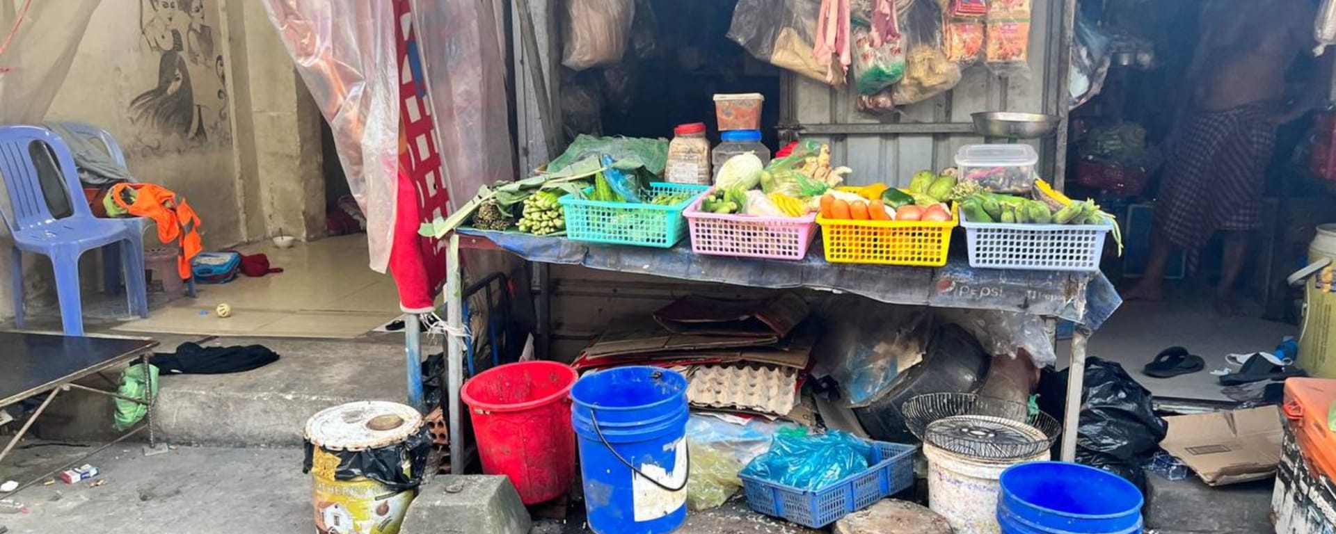 Phnom Penh, ville de contrastes: Veggie stand