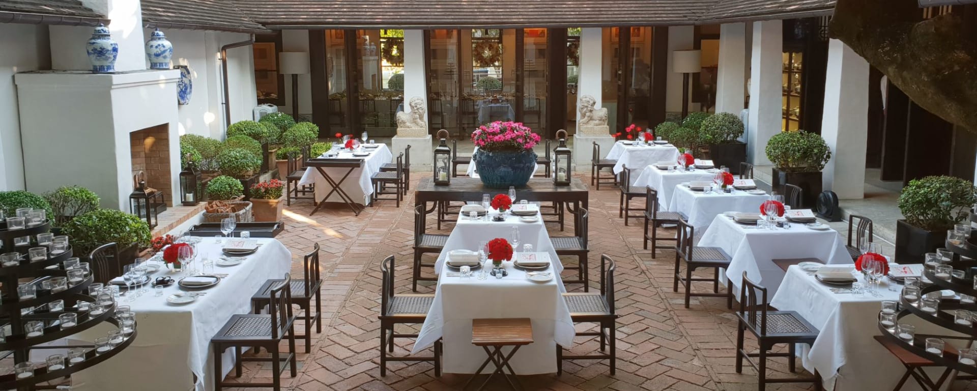 Rachamankha à Chiang Mai: Restaurant Courtyard