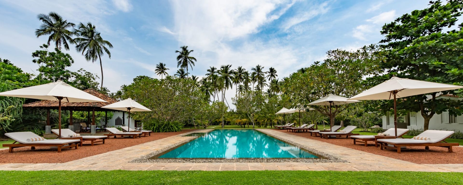 Nyne Hotels - Rock Villa in Bentota:  Pool