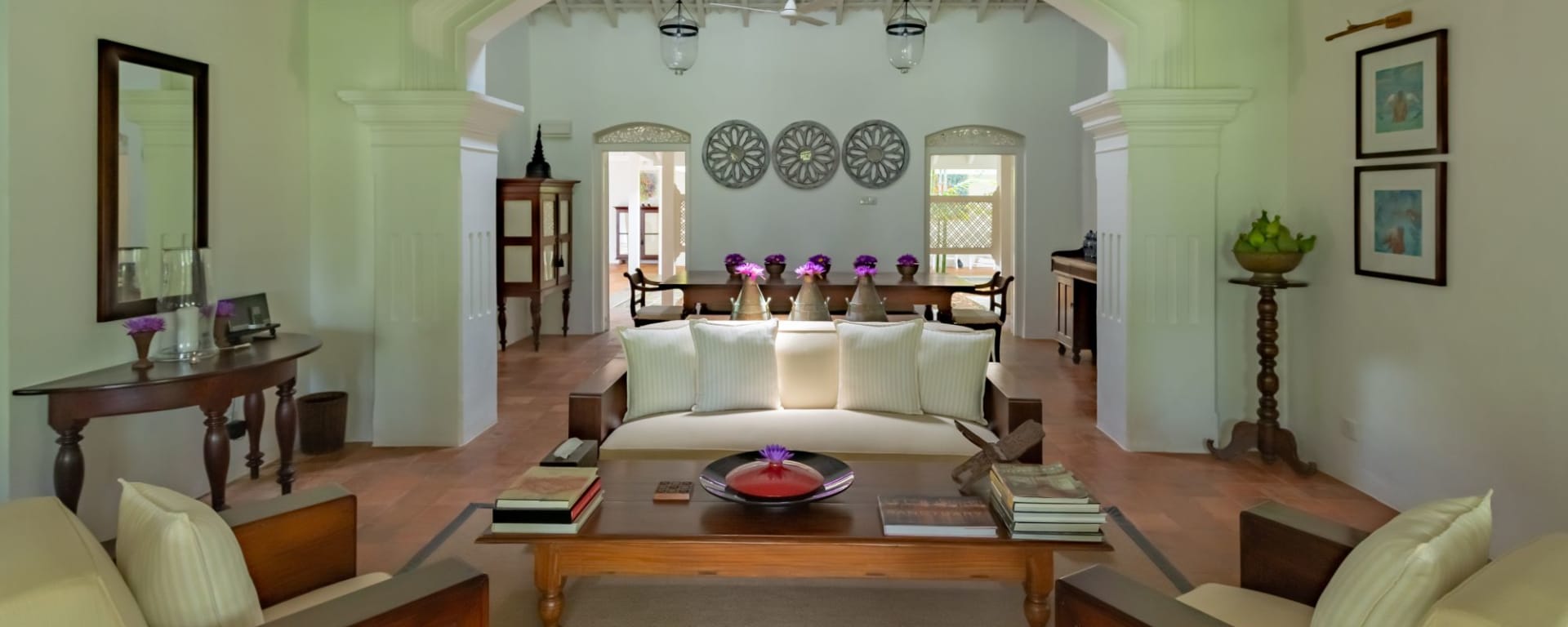 Nyne Hotels - Rock Villa in Bentota:  Walauwa Suite | Living and Dining Areas