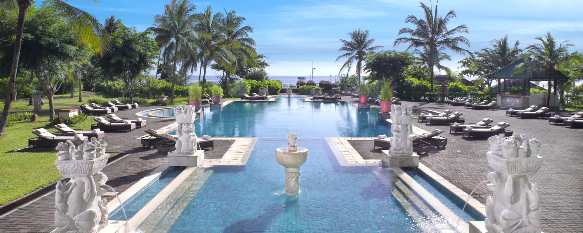 Angsana Bintan: pool area