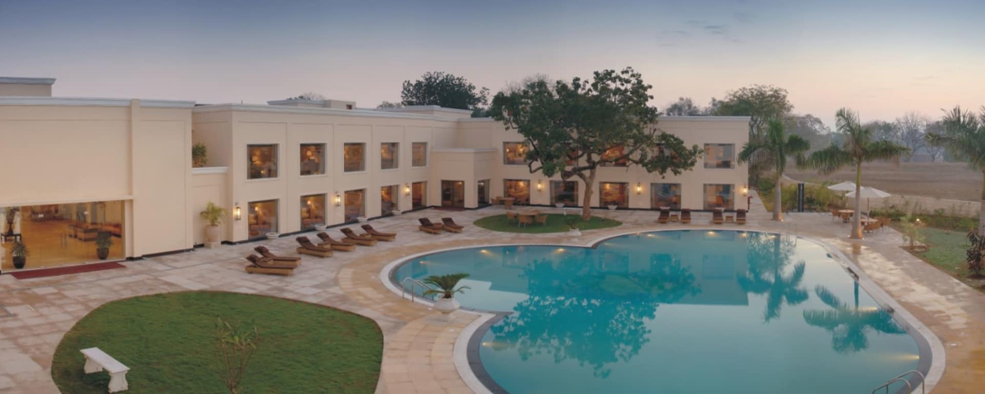 The Lalit Temple View in Khajuraho: pool: 