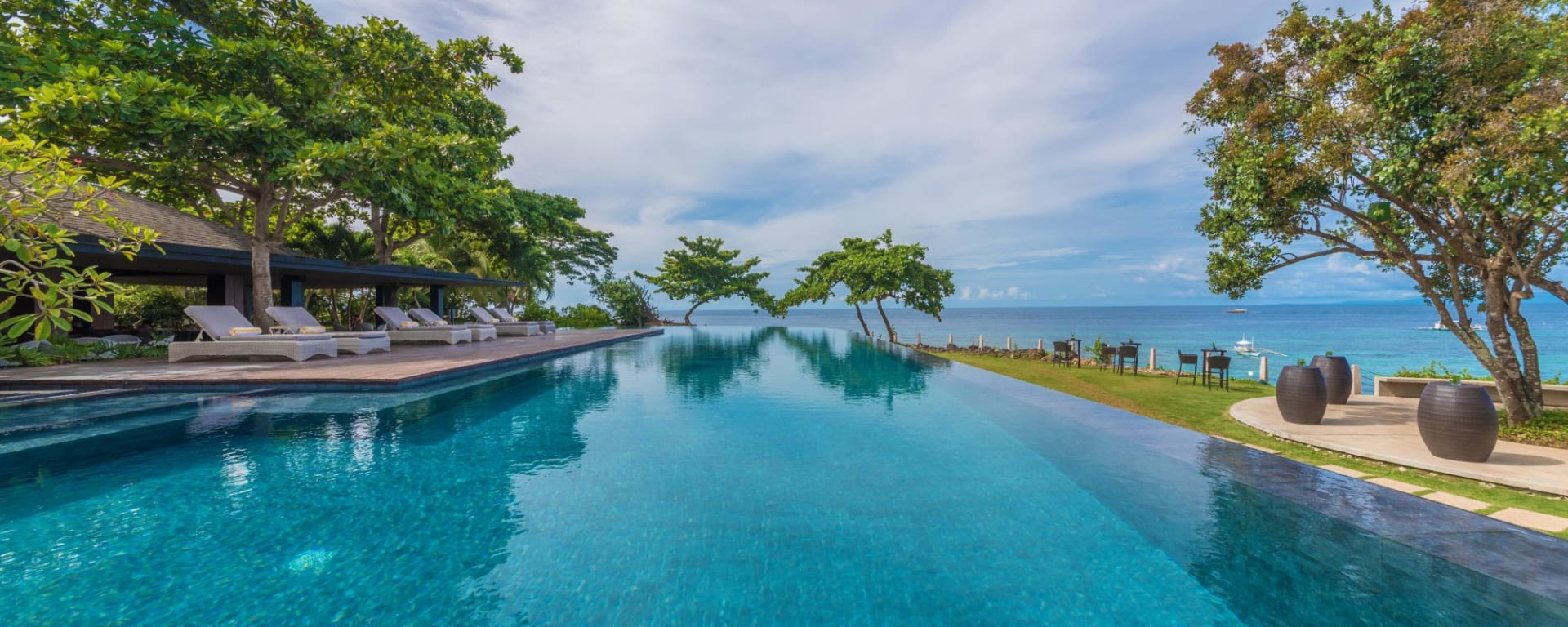 Amorita Resort in Bohol: Infinity Pool