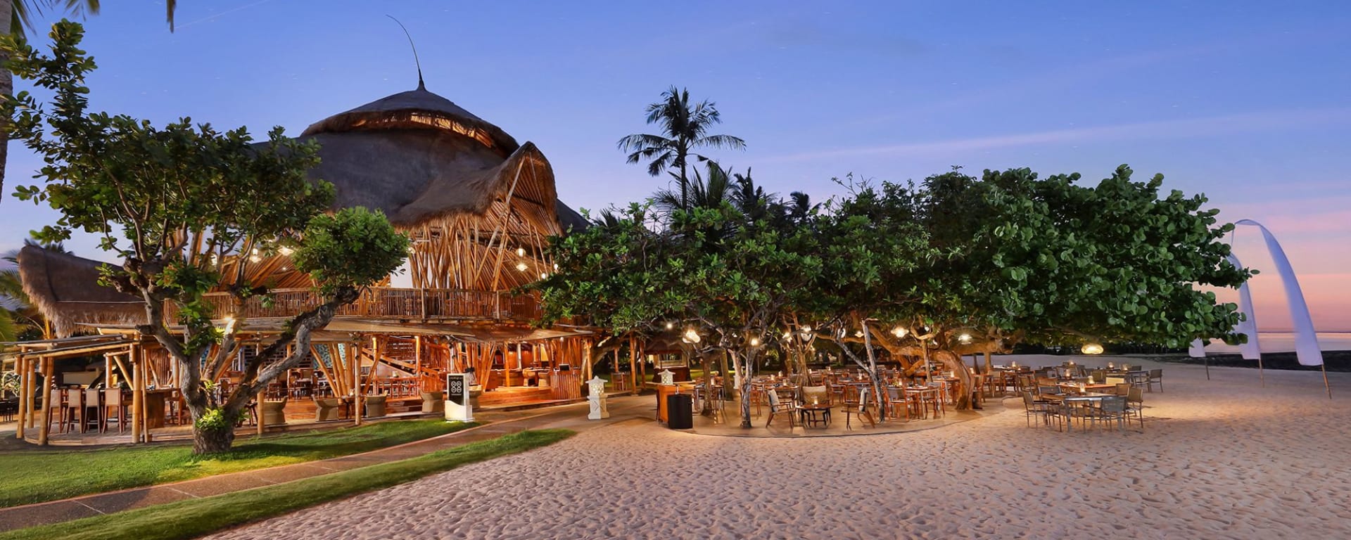 Nusa Dua Beach Hotel & Spa-Handwritten Collection in Südbali:  Tamarind Mediterranean Restaurant