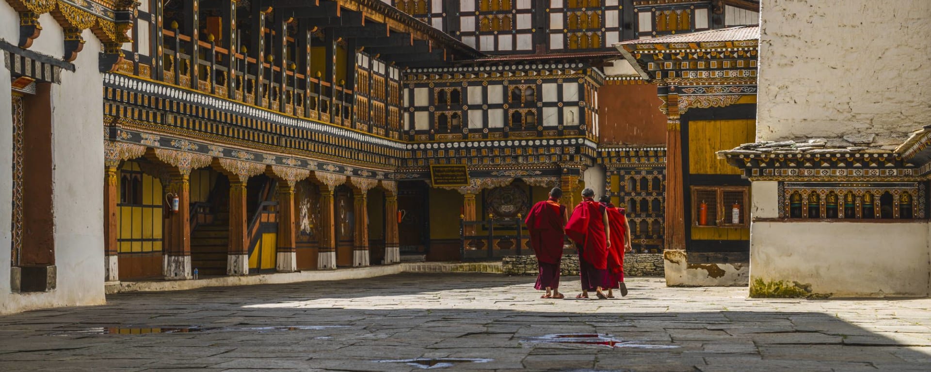 Wissenswertes zu Bhutan Reisen und Ferien: Paro Rinpung Dzong