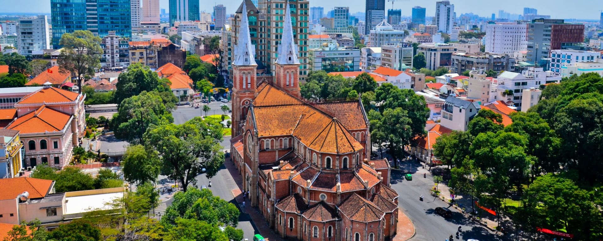 Saigon inconnue: Saigon: Notre Dame Cathedral