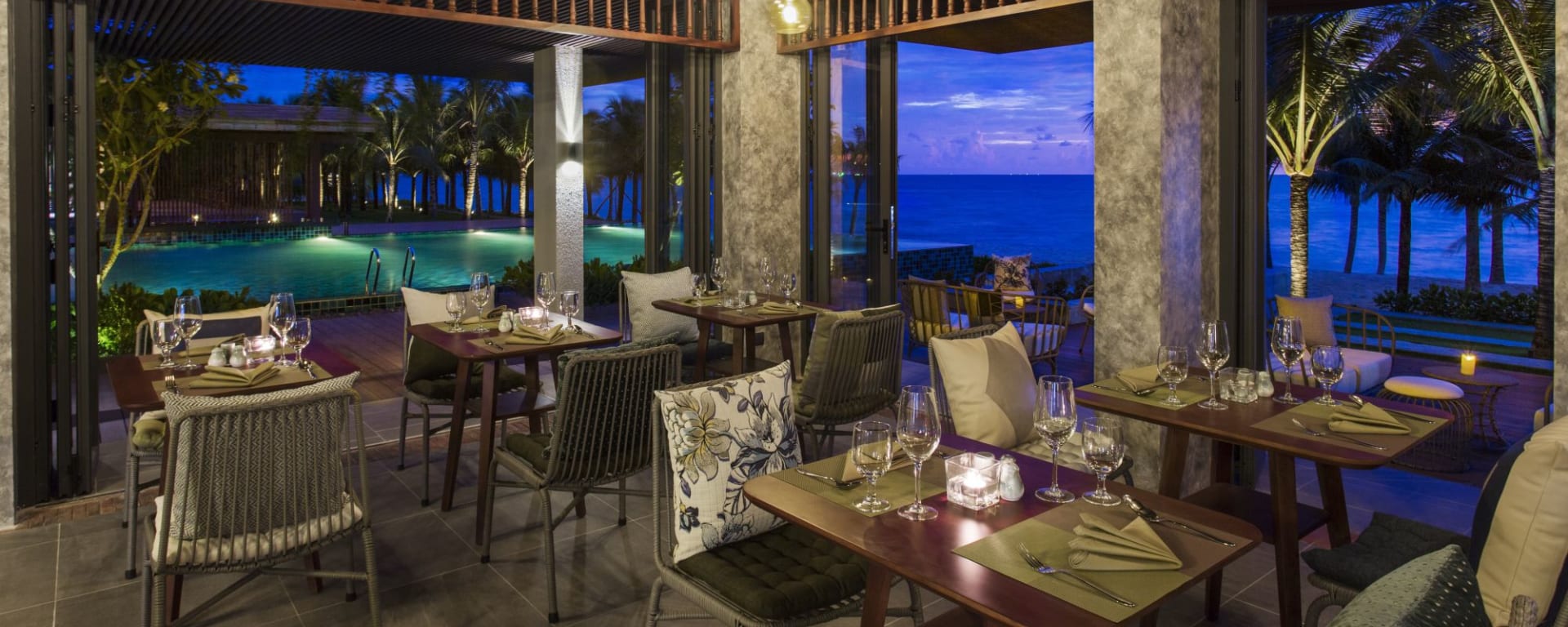 Dusit Princess Moonrise Beach Resort à Phu Quoc:  Soi 14 Restaurant