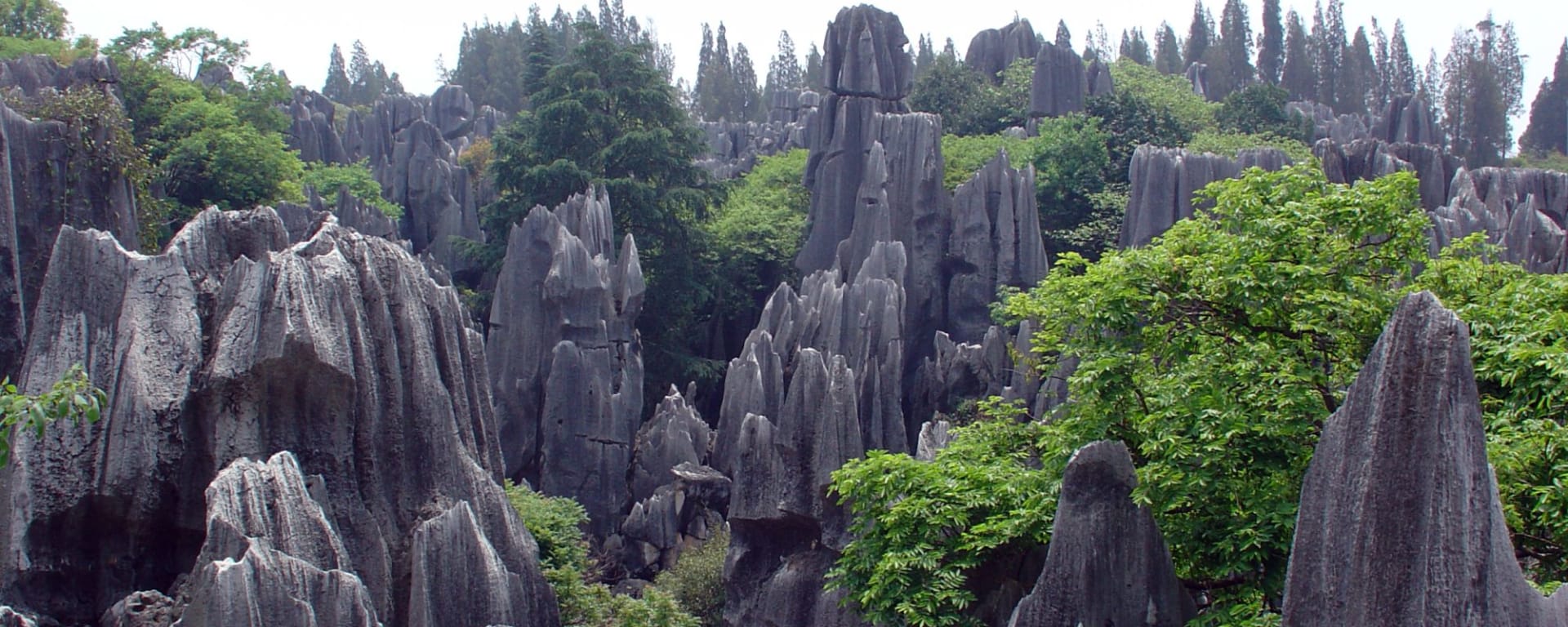 Yunnans Süden - Landschaften wie gemalt ab Kunming: Shilin Stone Forest
