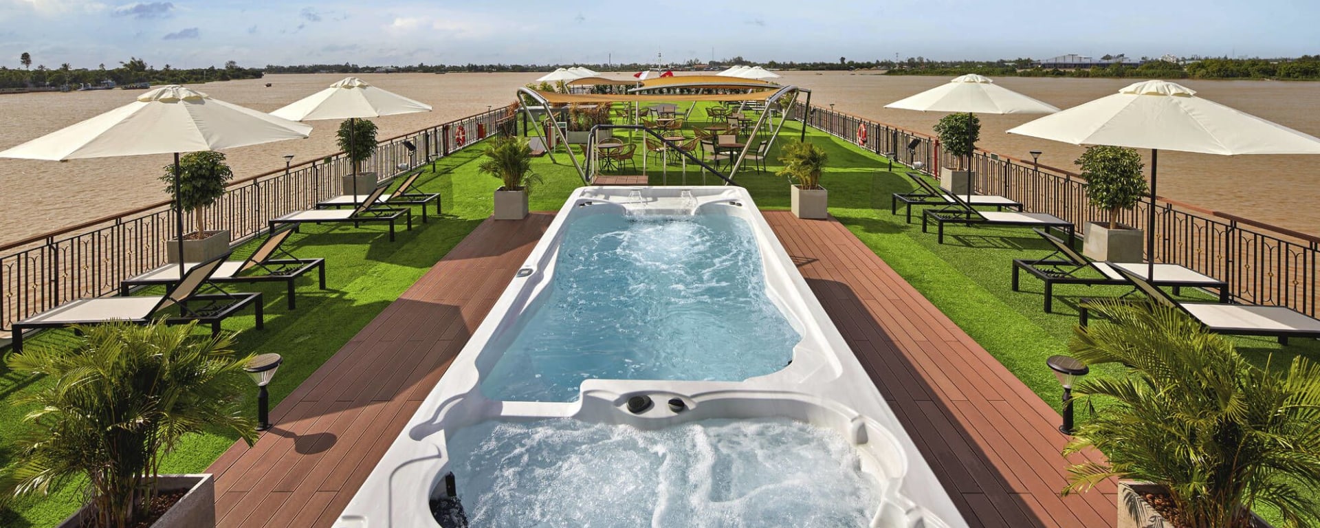 Avec la « Mekong Discovery » dans le delta du Mékong de Siem Reap: facilities: Lotus sundeck