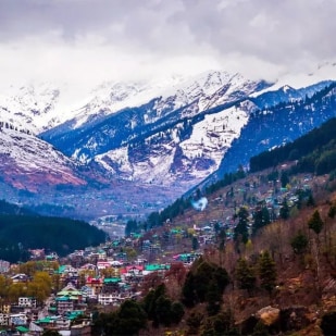 Beautiful Hillside Cafes in Manali With Mesmerizing Views