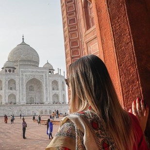 Way to Experience the Taj Mahal - Incredible India