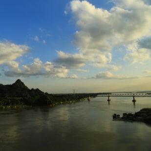 Shutter, Zoom , Click- Shoot the Mesmerizing Town of Hpa-an