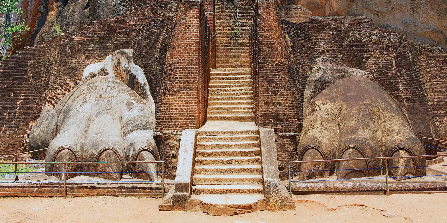 Sigiriya vs. World's Ancient Fortresses: Unique Features Explored