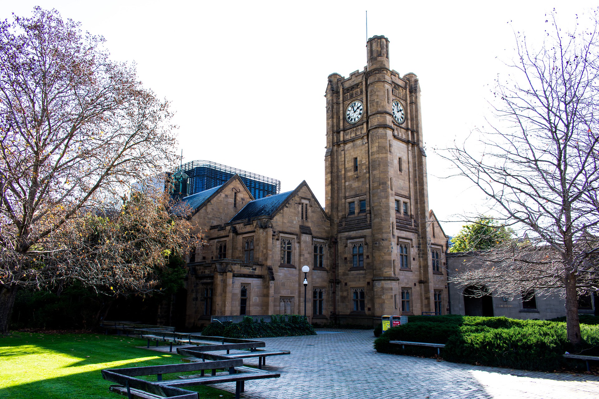 University of Melbourne live online tour from Melbourne