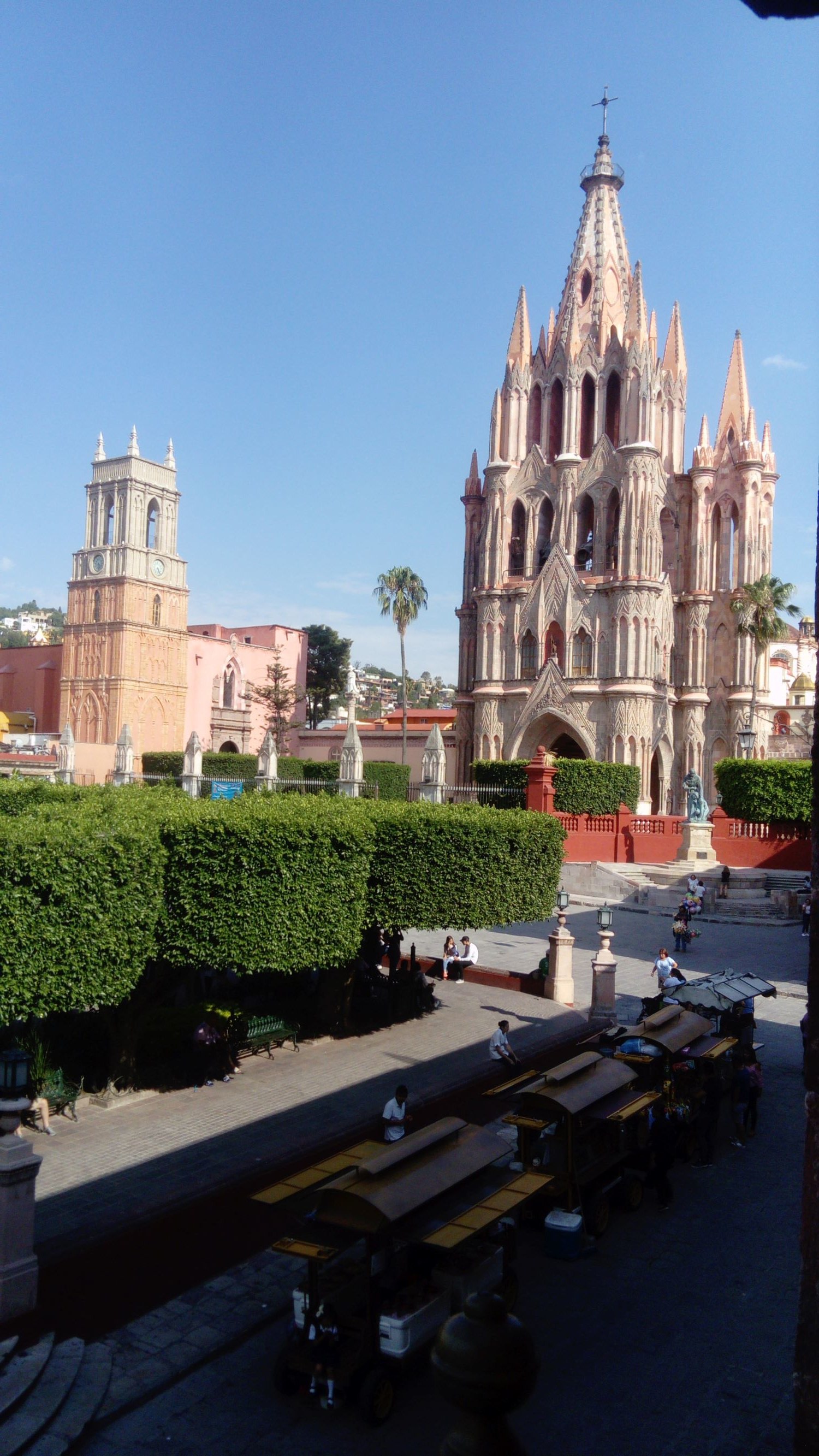 Walk through exotic San Miguel de Allende - live online tour from San