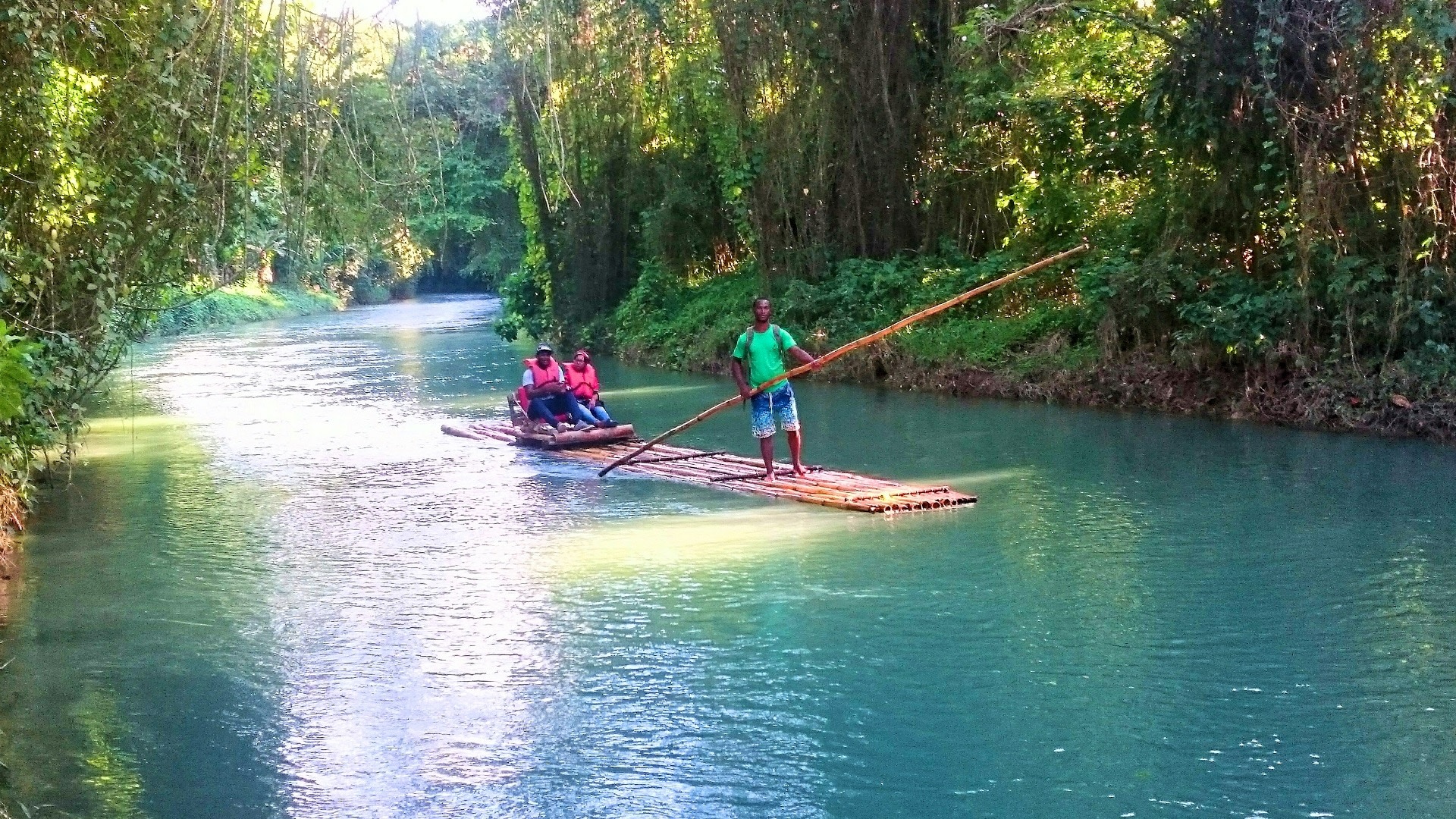 Go for Bamboo Rafting on the Great River live online tour from