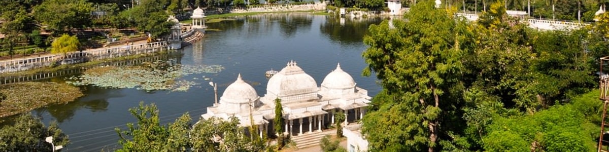 udaipur-tour-guide