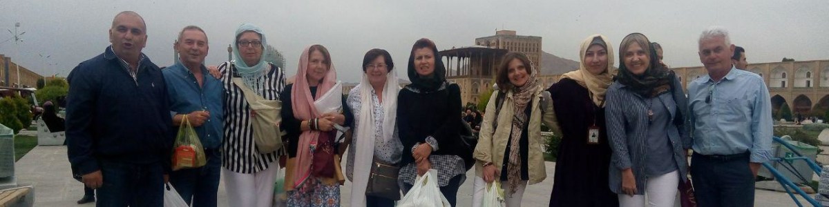 isfahan-tour-guide