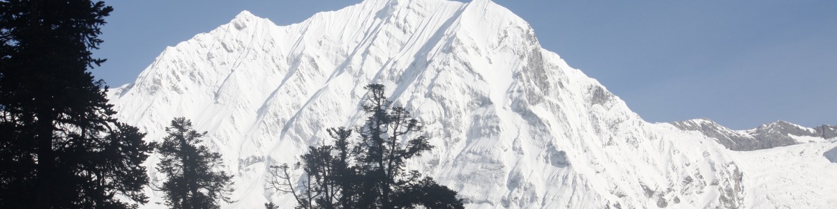 manaslu-tour-guide