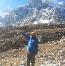 madan-kathmandu-tour-guide