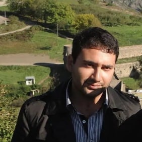 mihran-gyumri-tour-guide