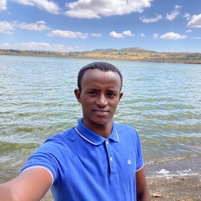 desalegn-arbaminch-tour-guide