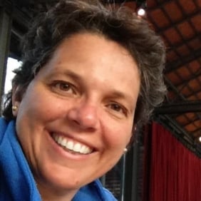 miriam-barcelona-tour-guide