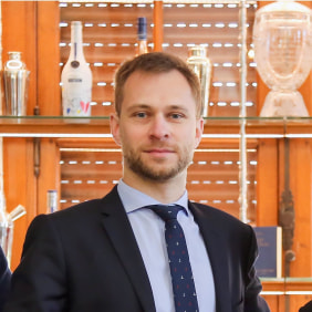 vladimir-cognac-tour-guide