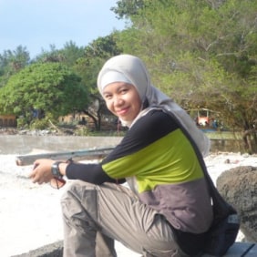 erna-yogyakarta-tour-guide