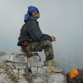 edmond-tirana-tour-guide