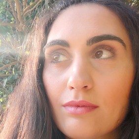 eleni-crete-tour-guide