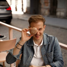 adrian-warsaw-tour-guide