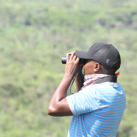 george-mwanza-tour-guide