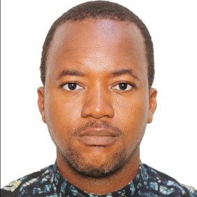 mawuena-lome-tour-guide