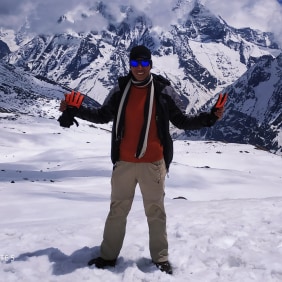 narayan-kathmandu-tour-guide