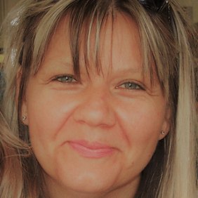 dora-budapest-tour-guide