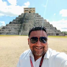 freddy-merida-tour-guide