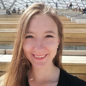 elizaveta-saintpetersburg-tour-guide