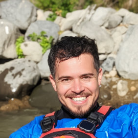 matías-santiago-tour-guide