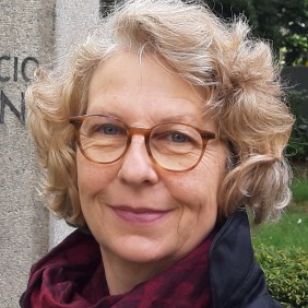 karen-berlin-tour-guide