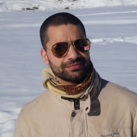 umar-srinagar-tour-guide
