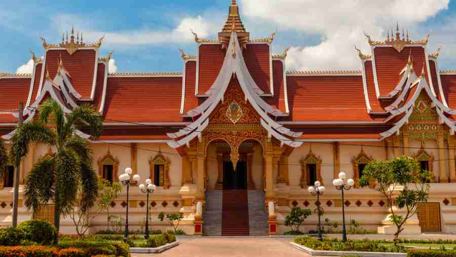 vientiane free walking tour