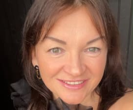Veronika Valderhaug