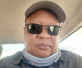 Omuzu Tours & Safaris 